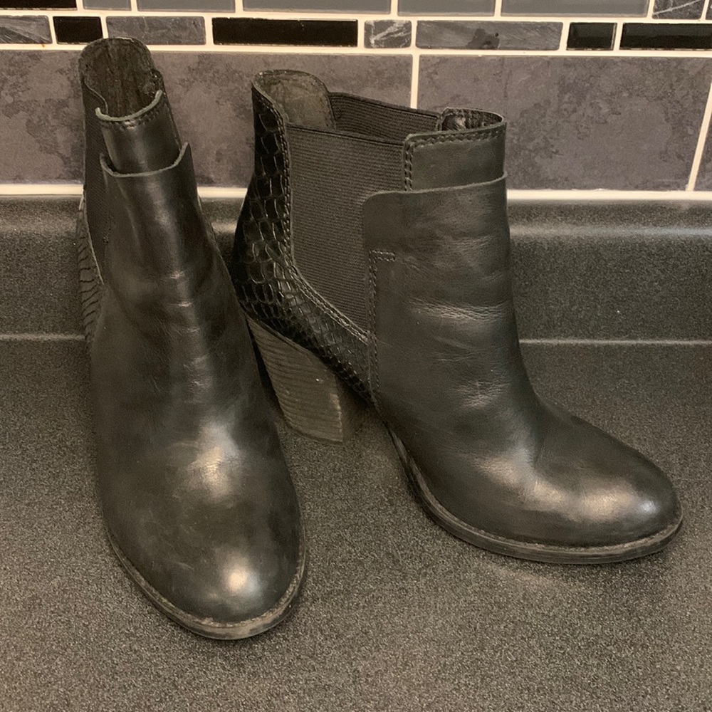 ALDO | Chic Black Leather Ankle Boots